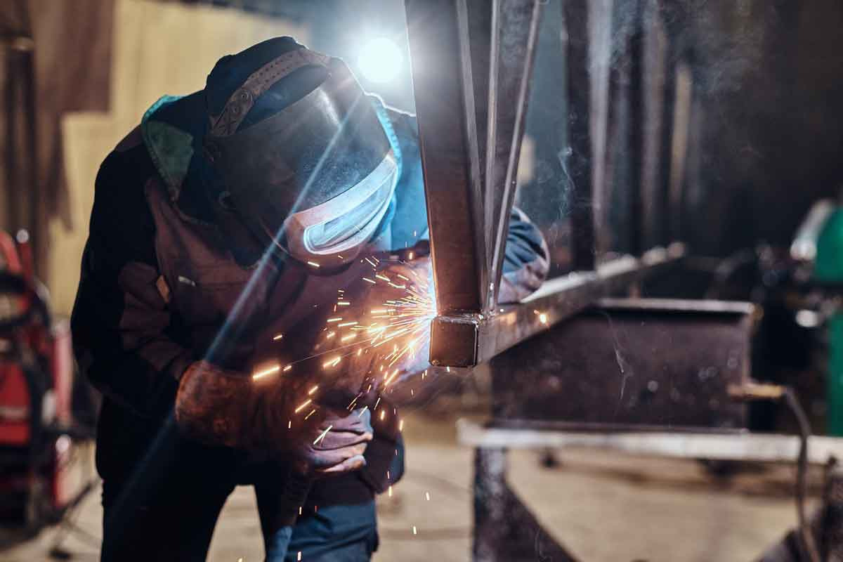 ¿Qué es una máquina de soldar de hilo y cómo funciona?